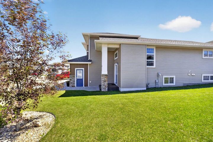 Property Photo: 36 Cameron Close AB T4S 0N5