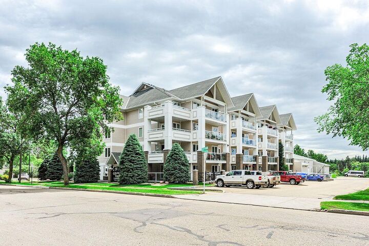5419 49 Avenue 208 — photo 1