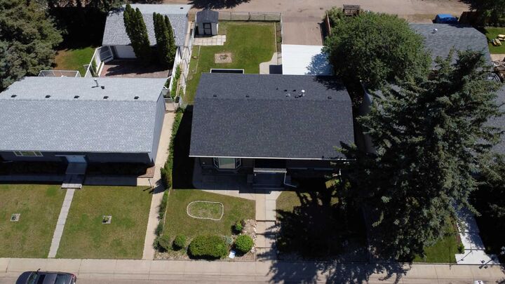 Property Photo: 99 McNab Park Street E AB T1R 0K6