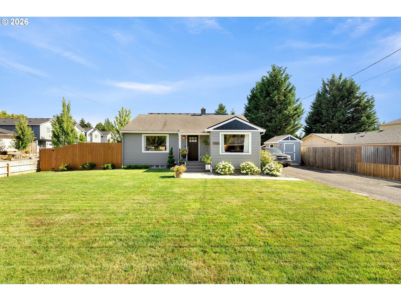 Property Photo: 3703 NE 49th St WA 98661