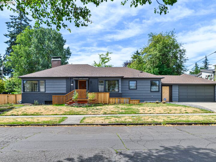 Property Photo:  3132 NE Rosa Parks Way  OR 97211 