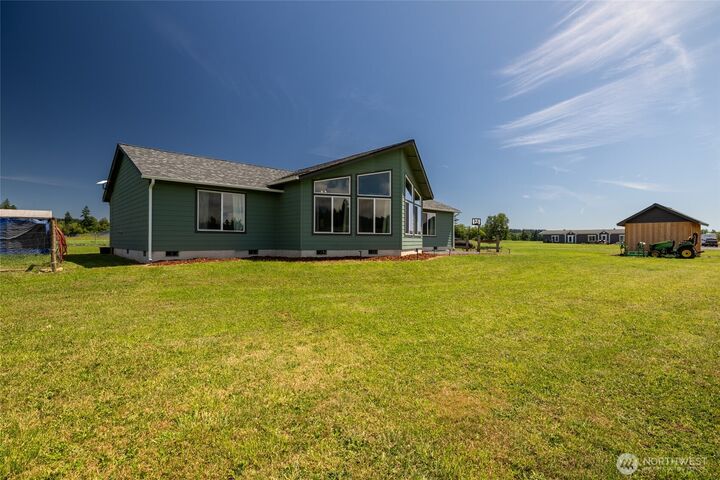 Property Photo:  125  Apple Tree Lane  WA 98570 