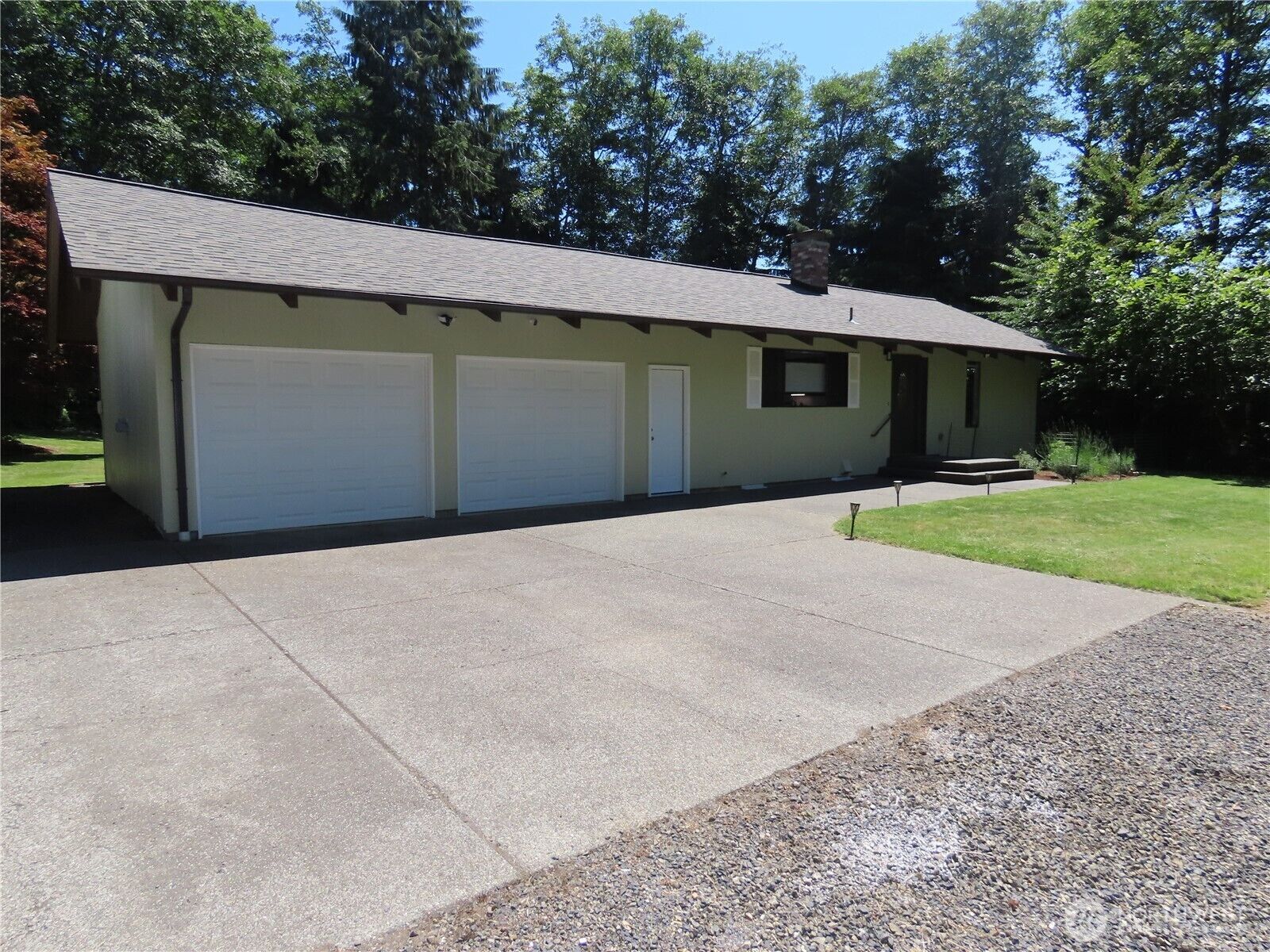 Property Photo:  38  Grays Harbor Boulevard  WA 98550 