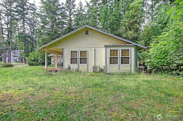 Property Photo: 1675 Aspen Drive WA 98282