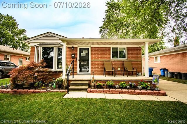 Property Photo:  4209 Pardee Avenue  MI 48125 