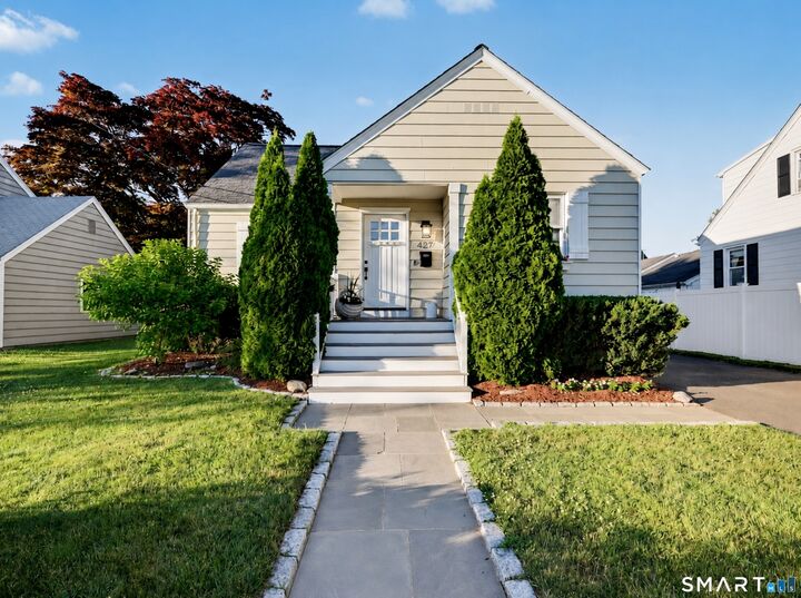 Property Photo:  427 Reef Road  CT 06824 