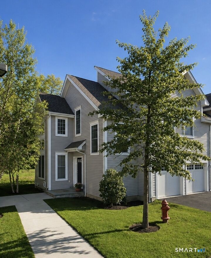 Property Photo:  34 Copper Square Drive 34  CT 06801 