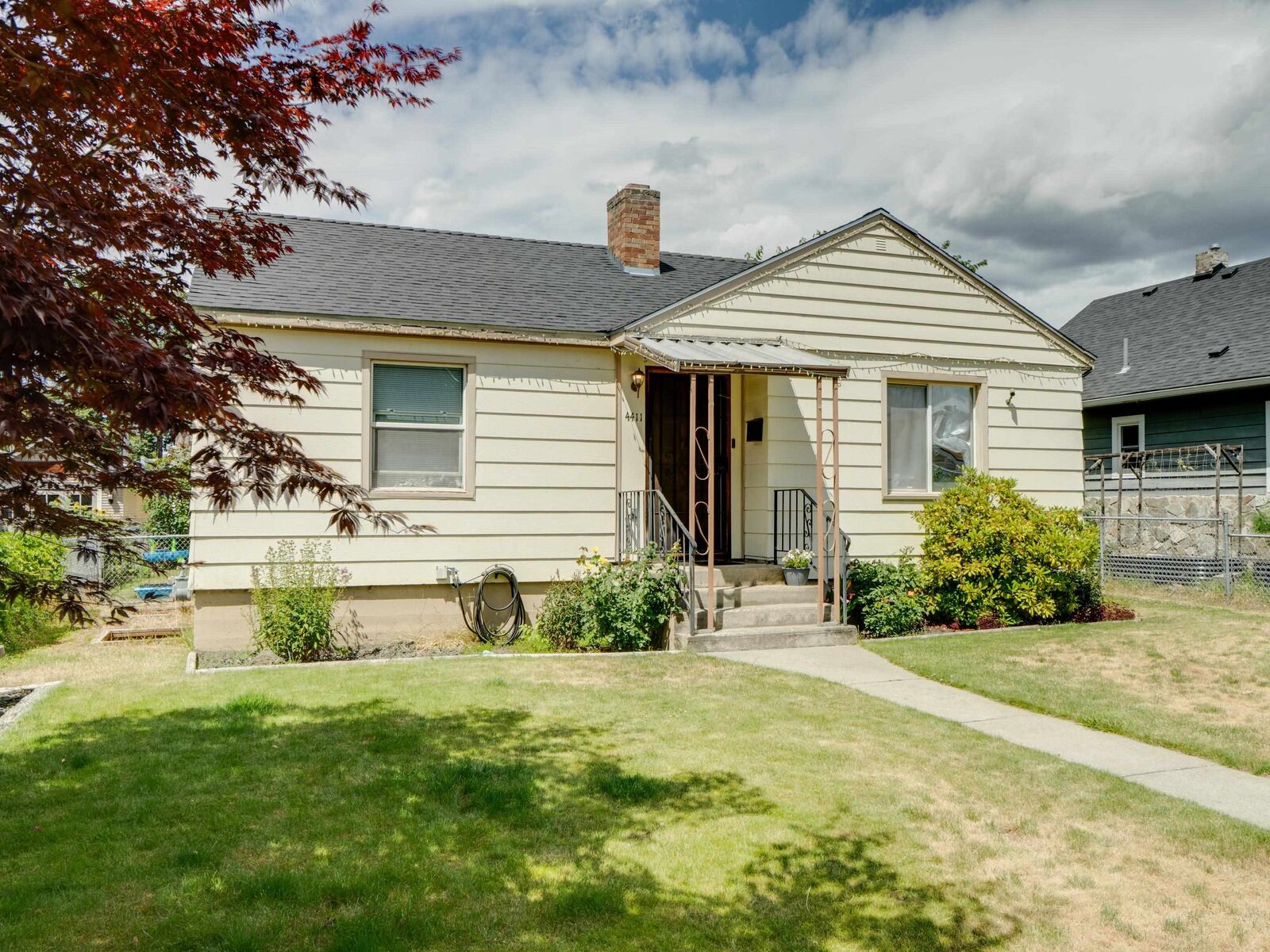 Property Photo: 4411 N Howard St WA 99205