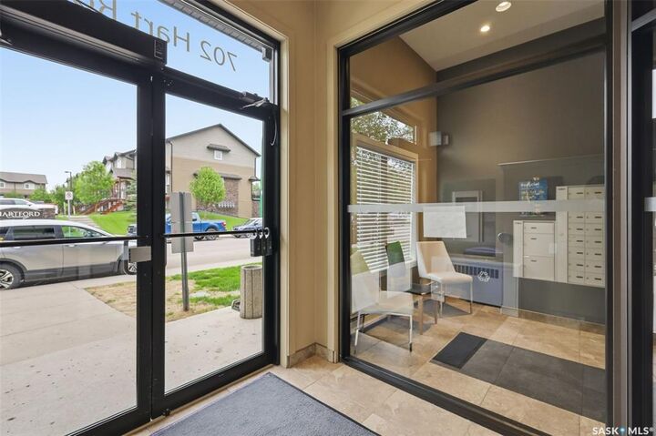 Property Photo:  702 Hart Road 202  SK S7M 4P4 