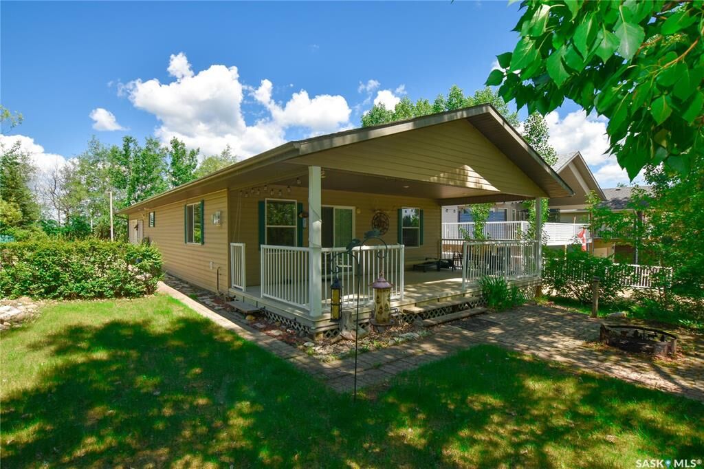 Property Photo:  134 Sunridge Road  SK S0J 2G0 