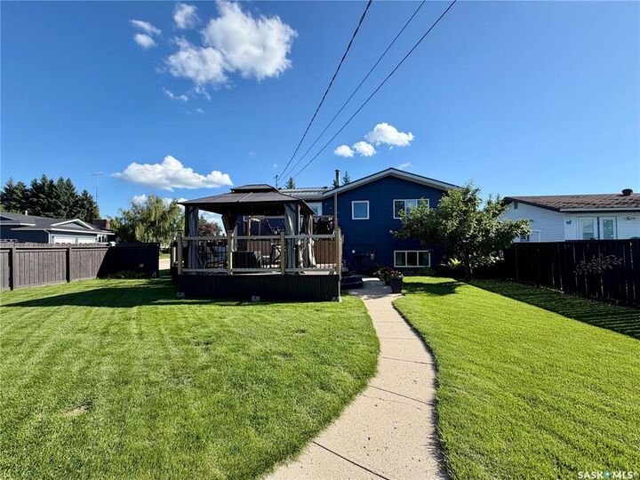 Property Photo:  219 4th Avenue E  SK S0J 2M0 
