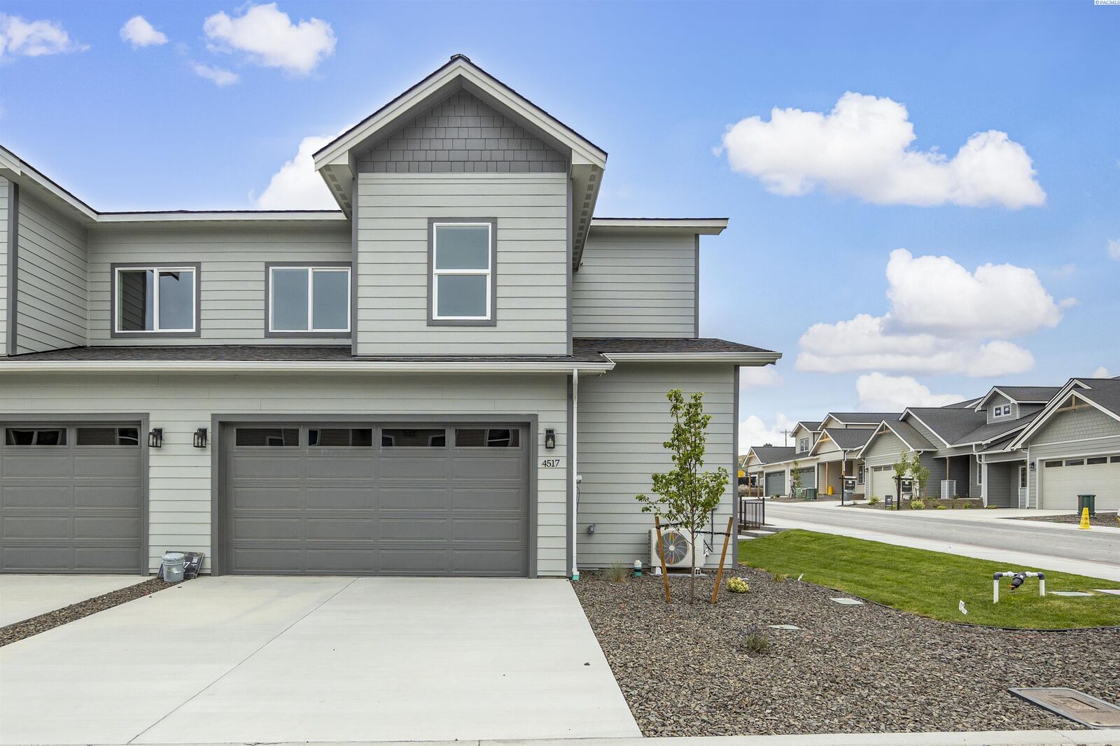 Property Photo: 4517 Conifer St WA 99353