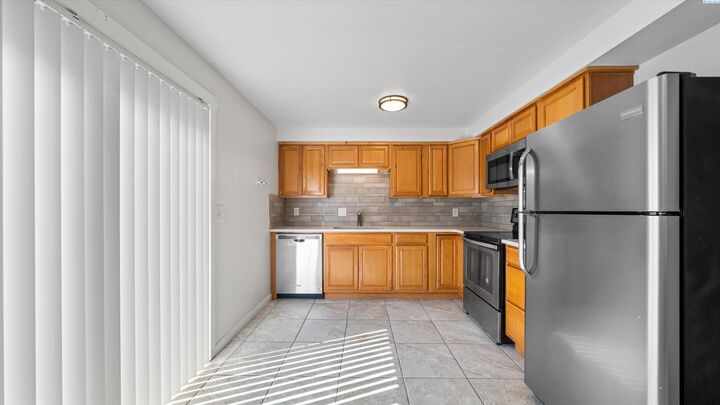 Property Photo:  2313 W Sylvester St C-8  WA 99301 