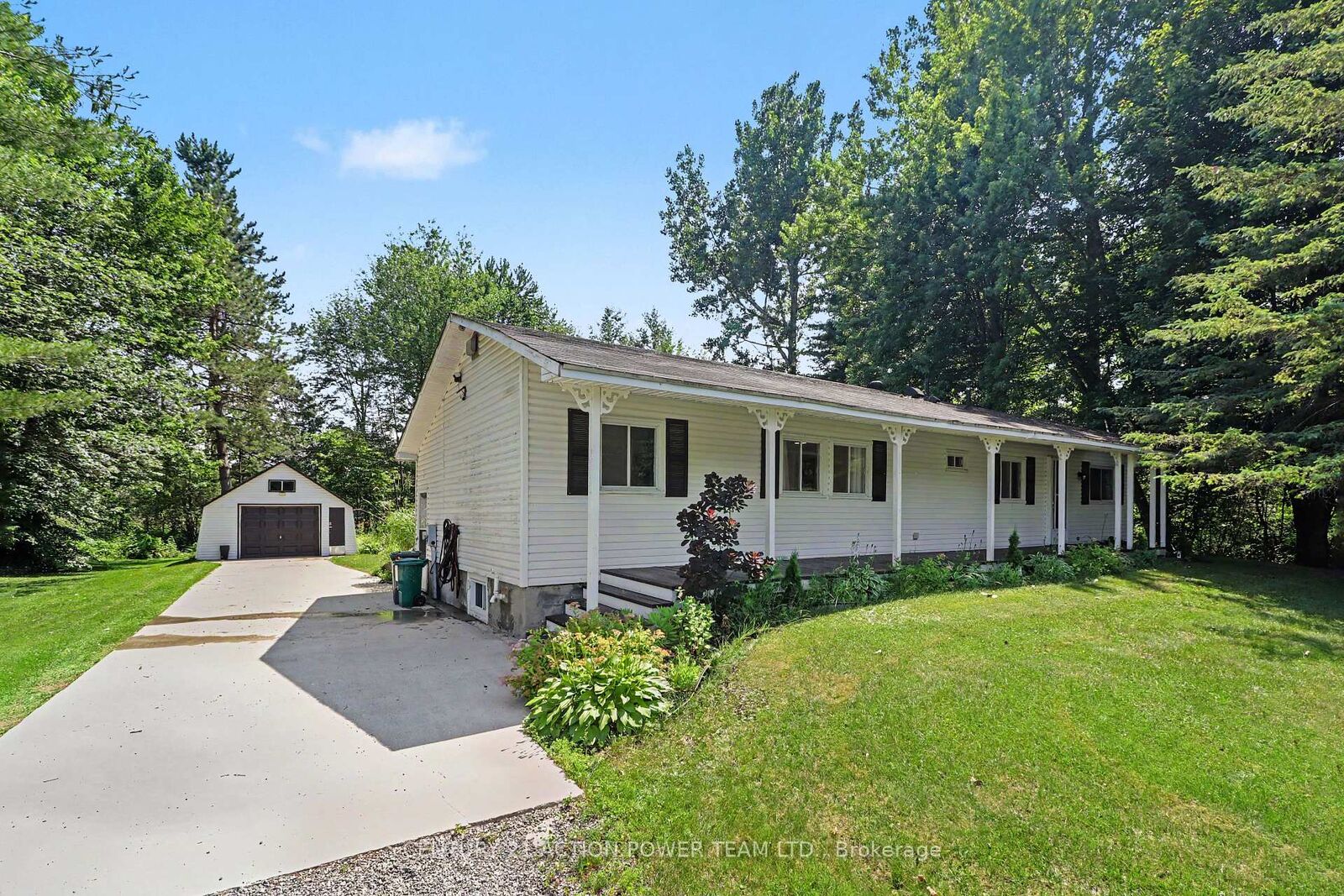 Property Photo:  5620 Rockdale Road W 125  ON K0A 3H0 