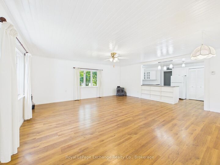 Property Photo: 259 St. Arnaud Street ON N0G 2R0