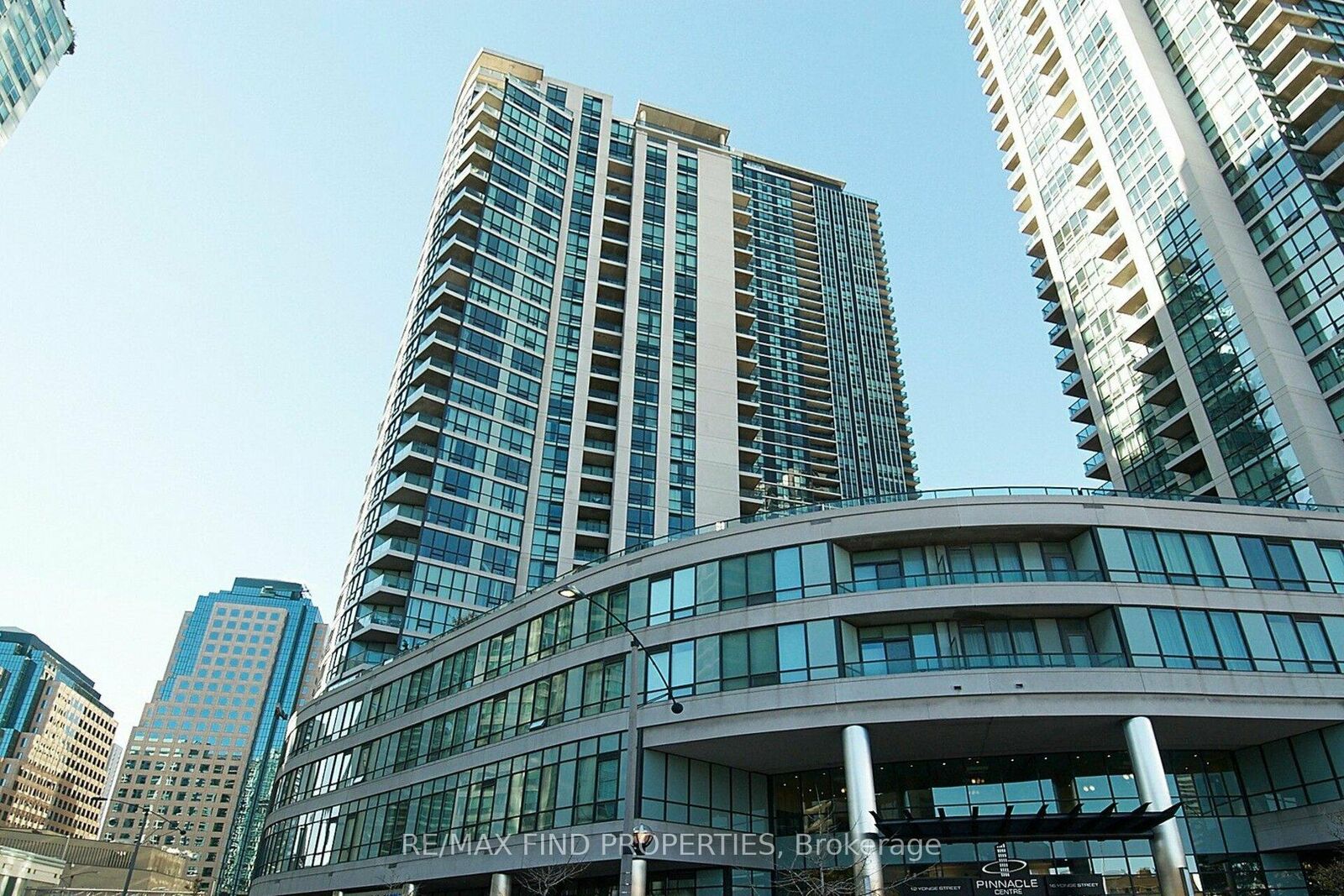 Property Photo: 12 Yonge Street 1505 ON M5E 1Z9