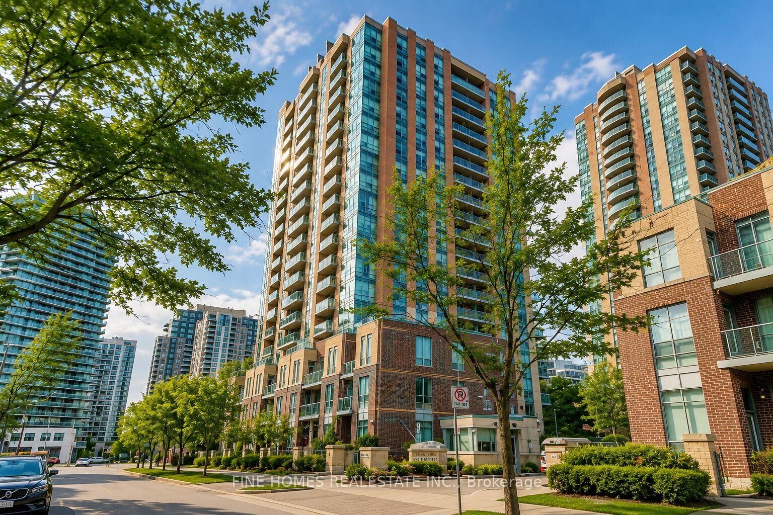 Property Photo:  20 Olive Avenue 208  ON M2N 7G5 