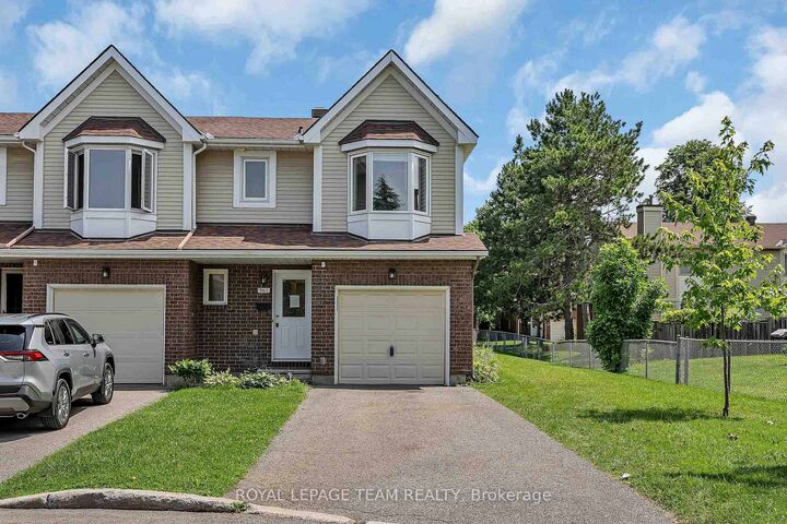 563 Parasol Court — photo 1