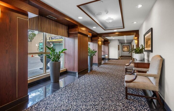 Property Photo:  101 Subway Crescent 1601  ON M9B 6K4 