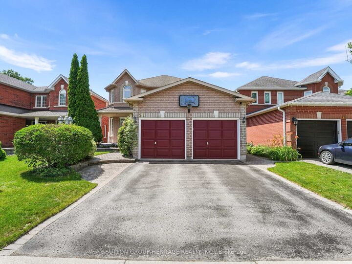Property Photo: 51 Annie Crescent ON L1T 3X6