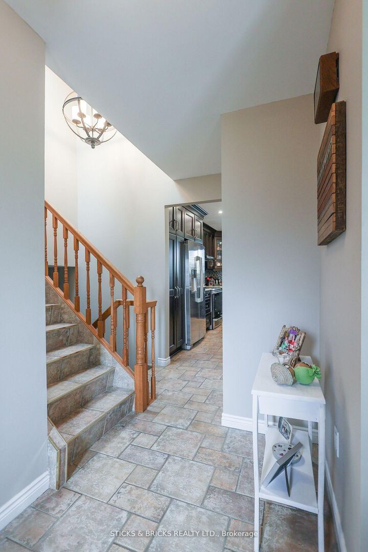 Property Photo: 8238 Lexington Court ON L2H 1W4