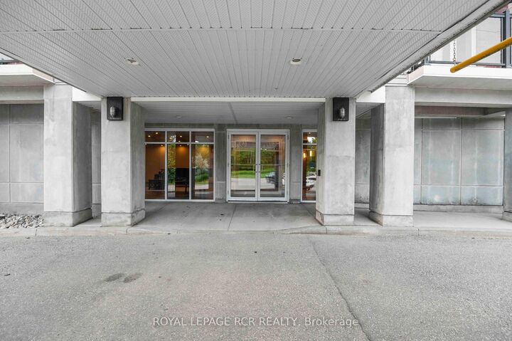 Property Photo: 245 Scotland Street 307 ON N1M 0B5