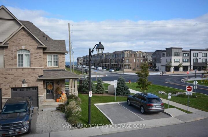Property Photo: 515 Winston Road 19 ON L3M 0C8