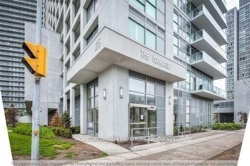 Property Photo:  275 Yorkland Road 1401  ON M2J 0B4 