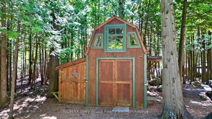 9 Hope Drive — photo 1