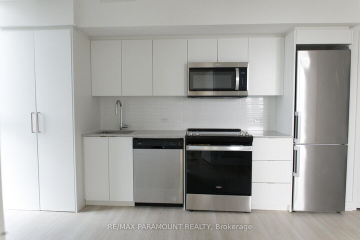 Property Photo: 30 Tretti Way 1111 ON M3H 0E3
