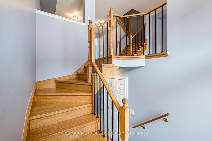Property Photo: 26 Beeston Road ON L6Y 5S6