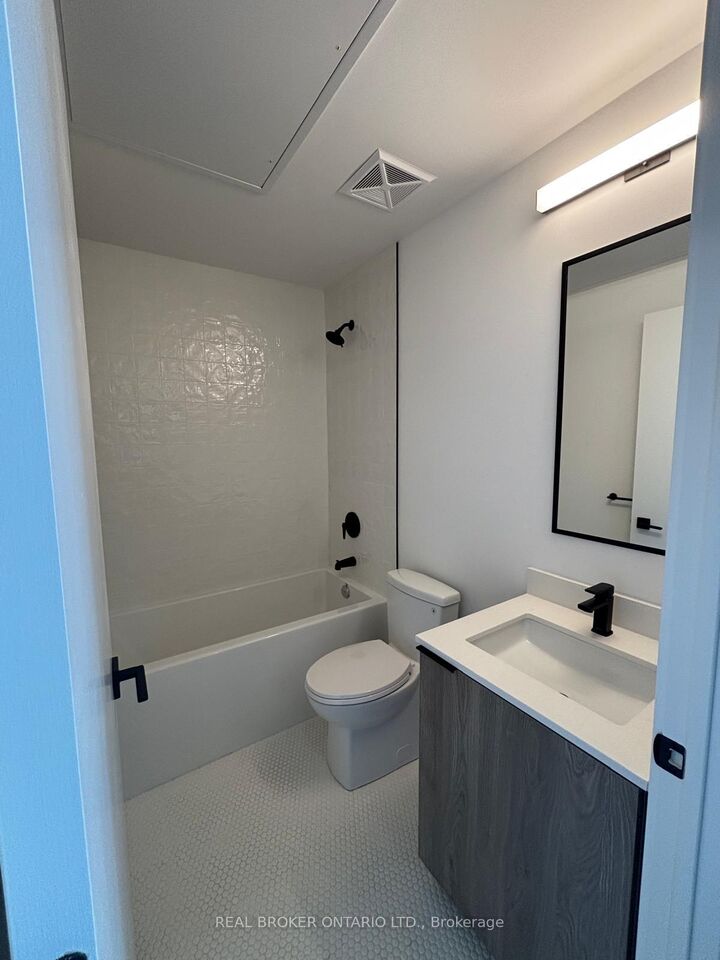 Property Photo: 1635 Military Trail 720 ON M1C 0G3