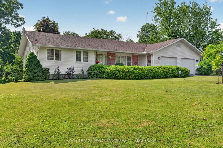 Property Photo: 6930 Perth Road ON K0H 2L0