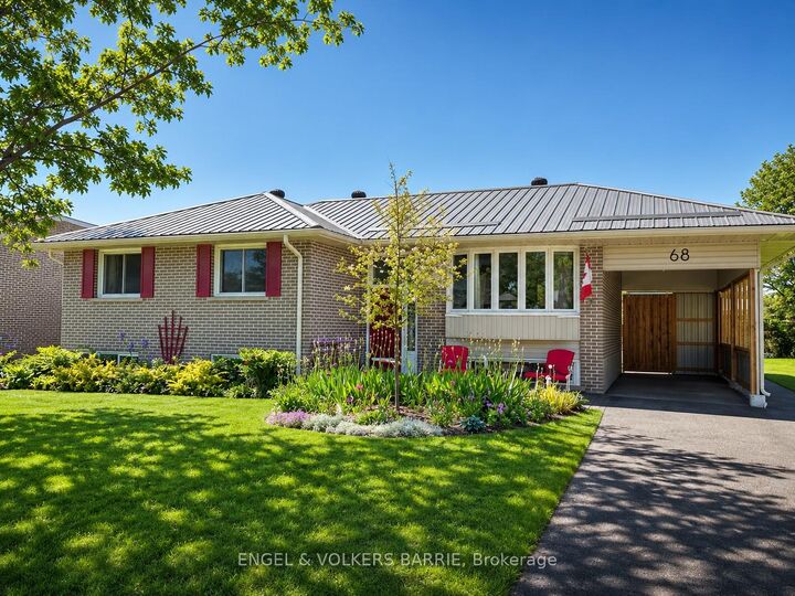 Property Photo: 68 Ottaway Avenue ON L4M 2X2