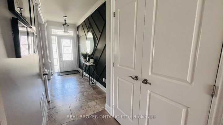 Property Photo:  15 Birch Park Drive  ON L1R 3P2 