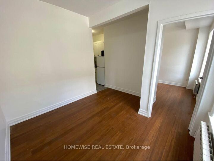 Property Photo:  1 Triller Avenue 104  ON M6K 3B7 