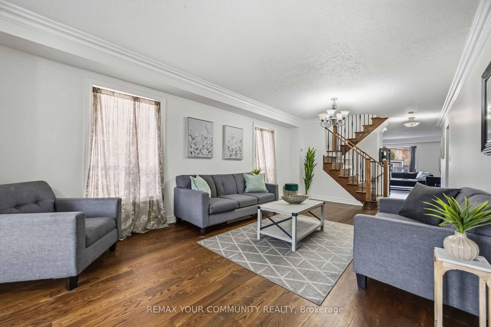 Property Photo: 56 Hirst Avenue ON L4P 4E5