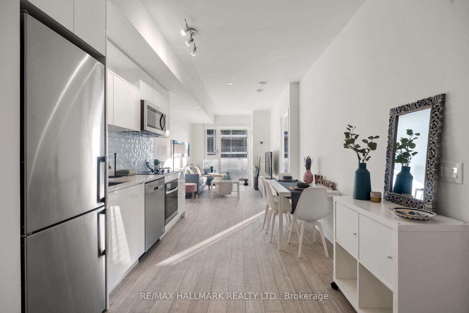 Property Photo: 100 Dalhousie Street 4312 ON M5B 0C7