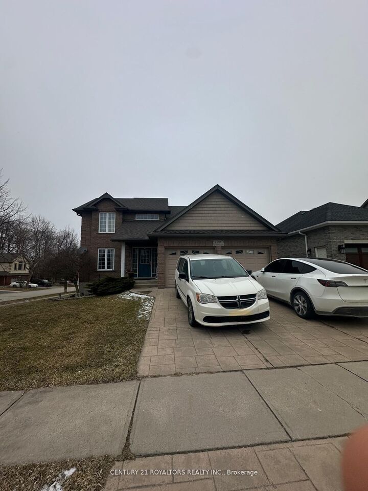 100 Southview Court — photo 1