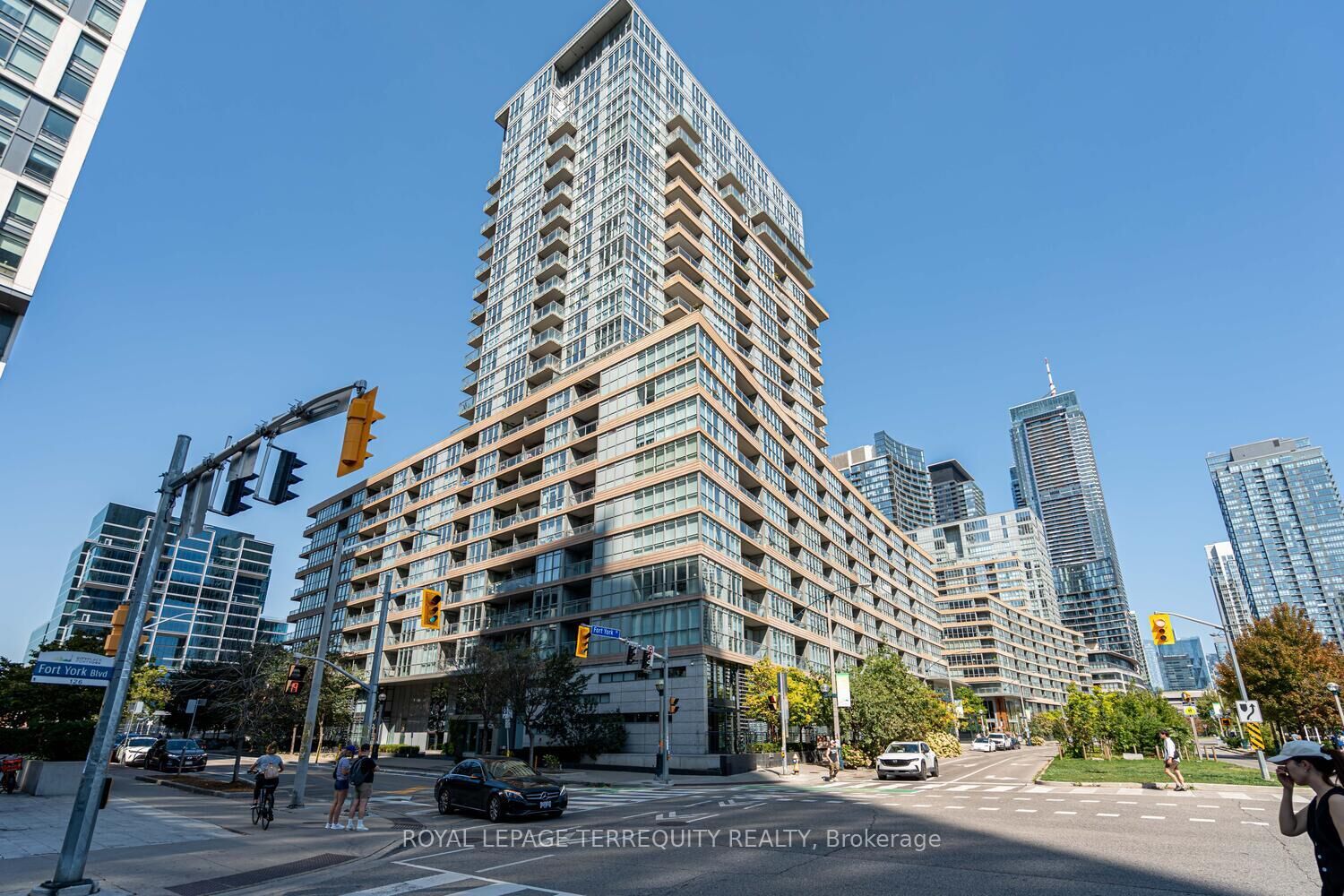 Property Photo:  151 Dan Leckie Way 610  ON M5V 4B2 