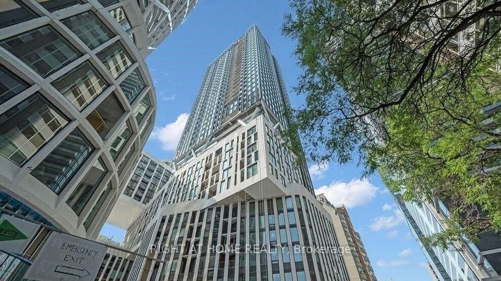 Property Photo:  121 St Patrick Street 411  ON M5T 0B8 