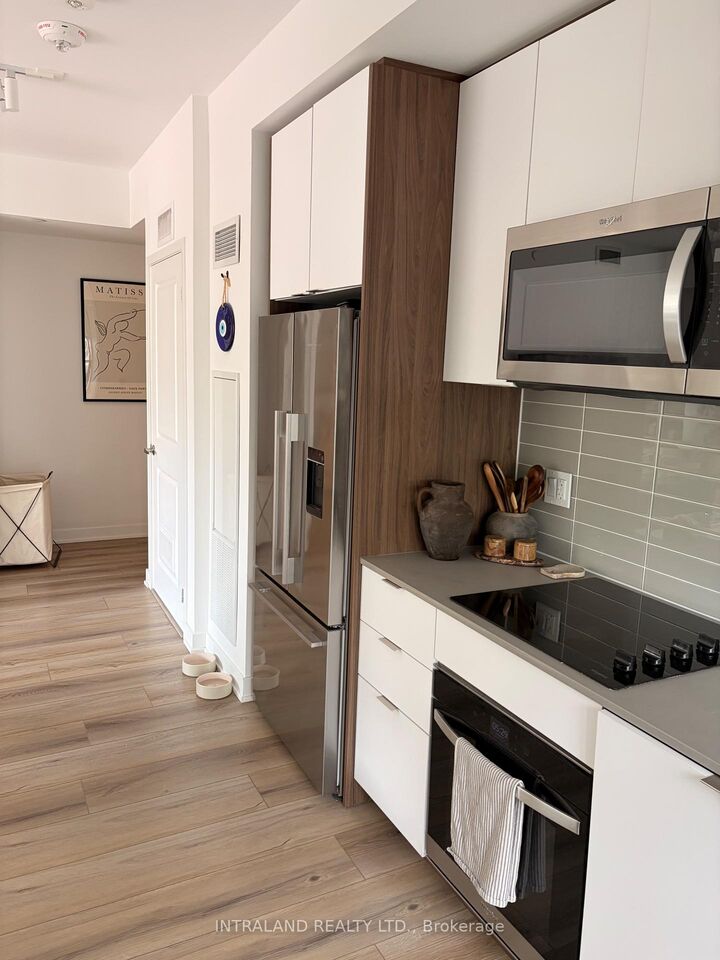 Property Photo: 543 Richmond Street W 313 ON M5V 1Y6