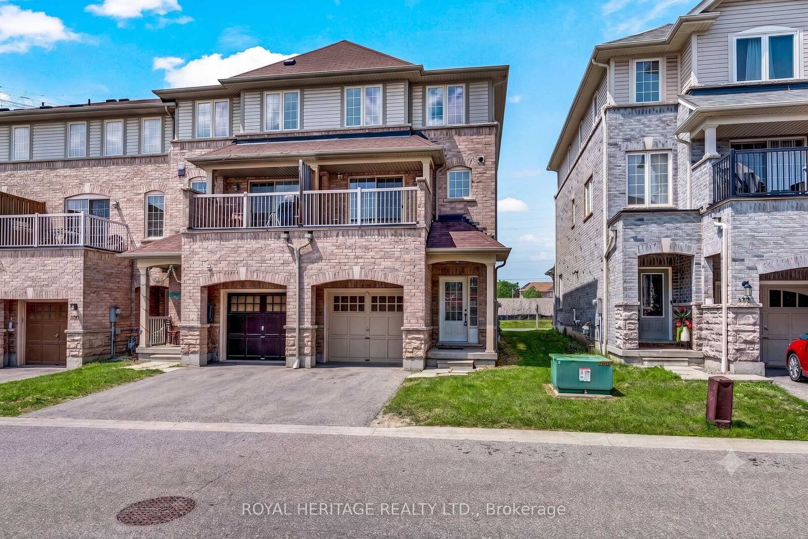 Property Photo:  497 Rossland Road E  ON L1Z 0K8 