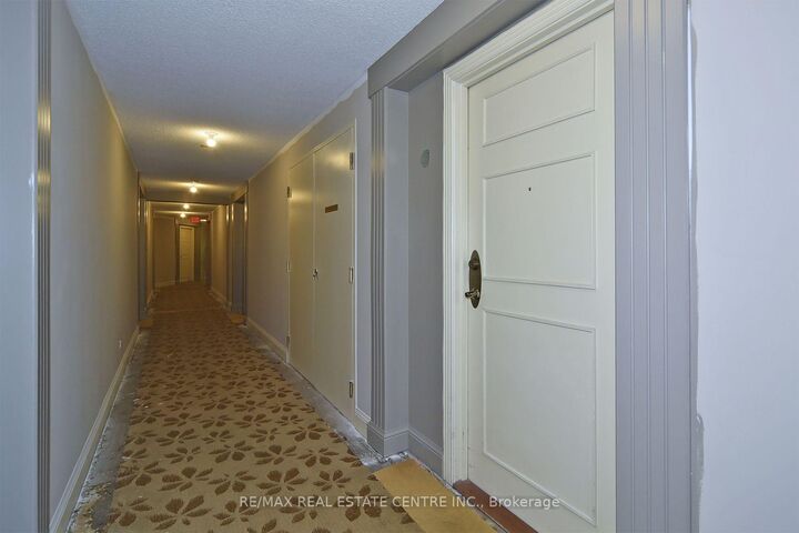 Property Photo:  700 Humberwood Boulevard 2624  ON M9W 7J4 