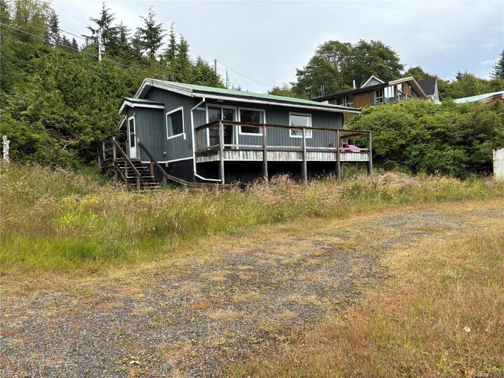 3405 Oceanview Dr — photo 1