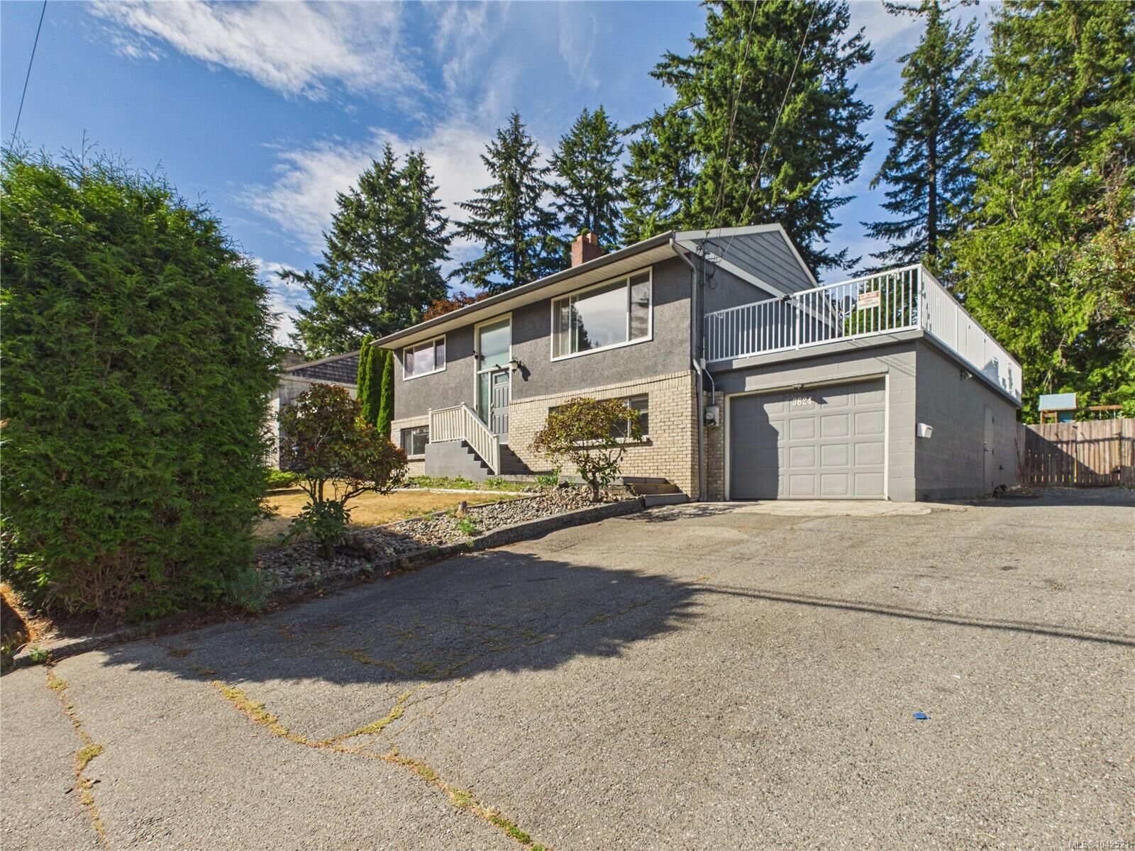 Property Photo:  3624 Uplands Dr  BC V9T 2T7 