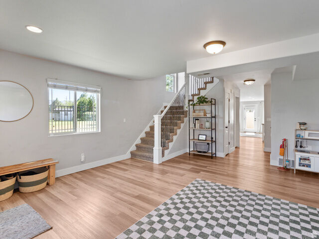 Property Photo:  212 S Tamarak Cir  UT 84043 