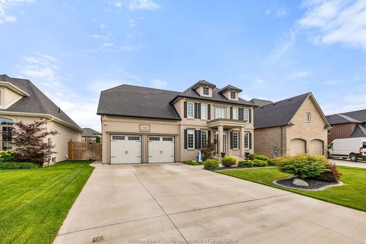 940 Westwood Drive — photo 1