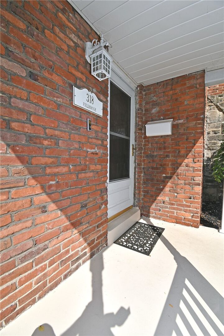 Property Photo:  318 Fieldbrook Dr  PA 15228 