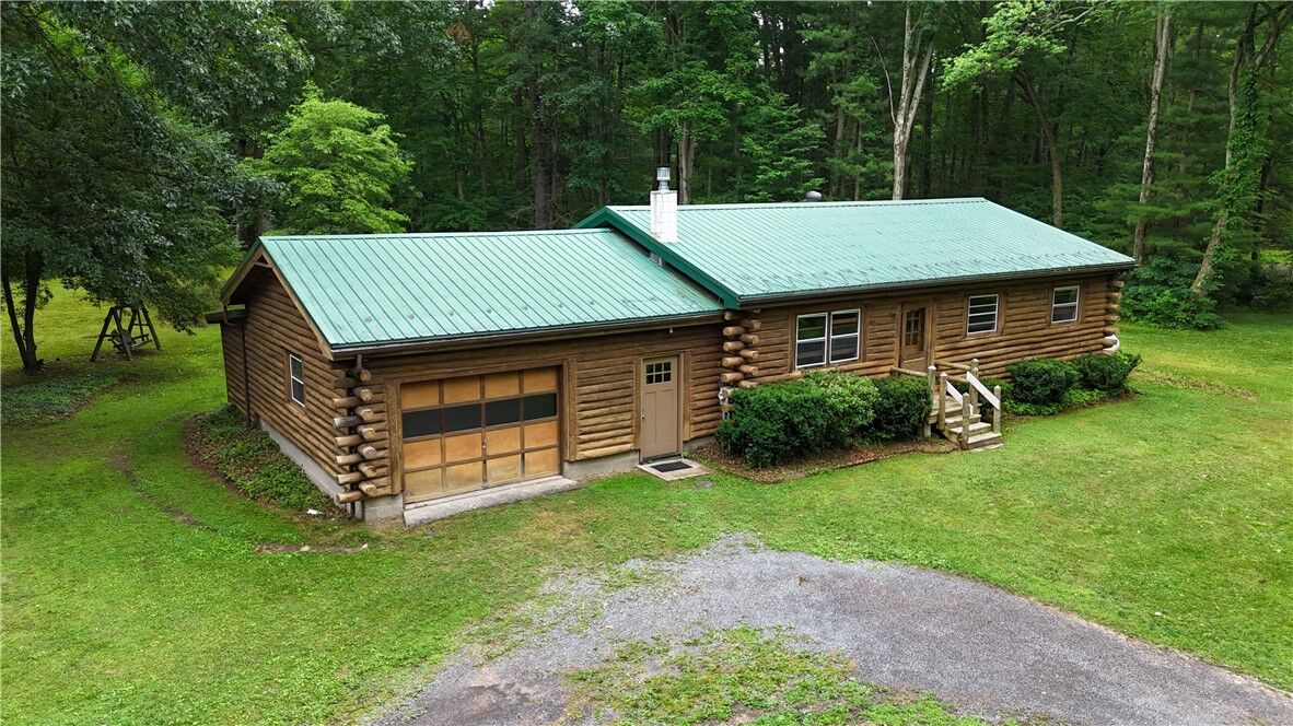 Property Photo:  2223 Whispering Pines Lane  NY 13165 